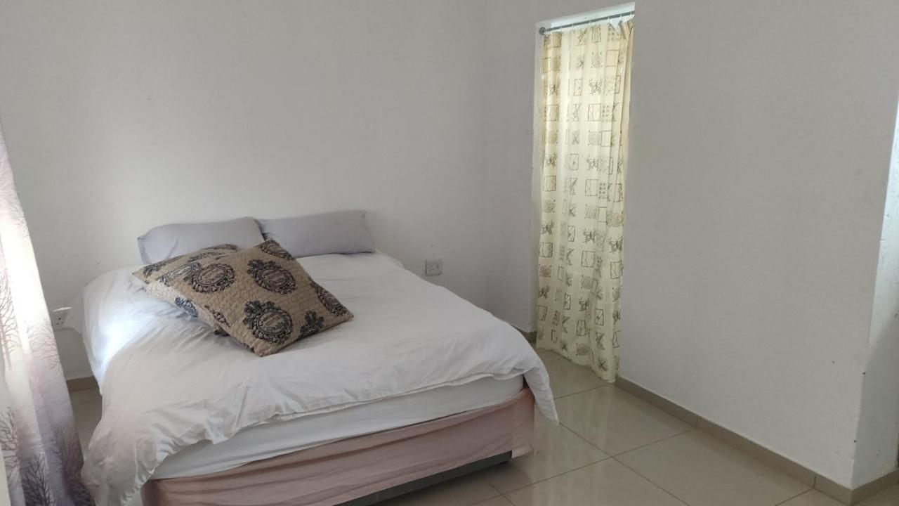 Discovery Guest House - B&B