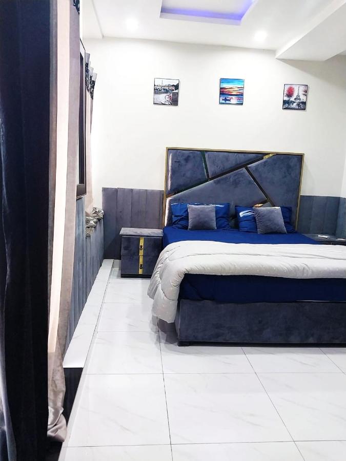 D Heights Bahria Town - Chambres d’hôtes