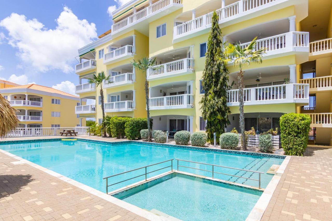 Modern appartement bij zee met zwembad op Blue Bay - Tripletree the hill - B&B