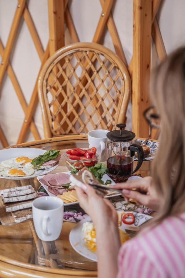 Glamping Niebiańska Osada Jurty Dolnośląskie & SPA - B&B