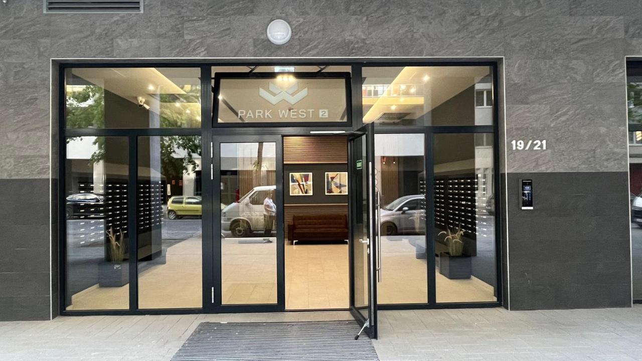 Your Happy Place in the Center of Budapest - Chambres d'hôtes Budapest