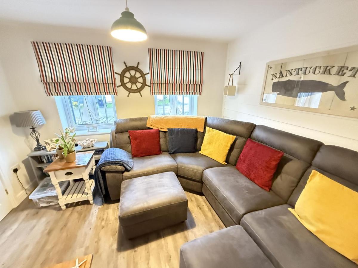 The Filey House - Part of the The Bay Filey Holiday Village with pool, gym and direct beach access, pub, restaurant, tennis and meadows walks - Chambres d'hôtes Filey