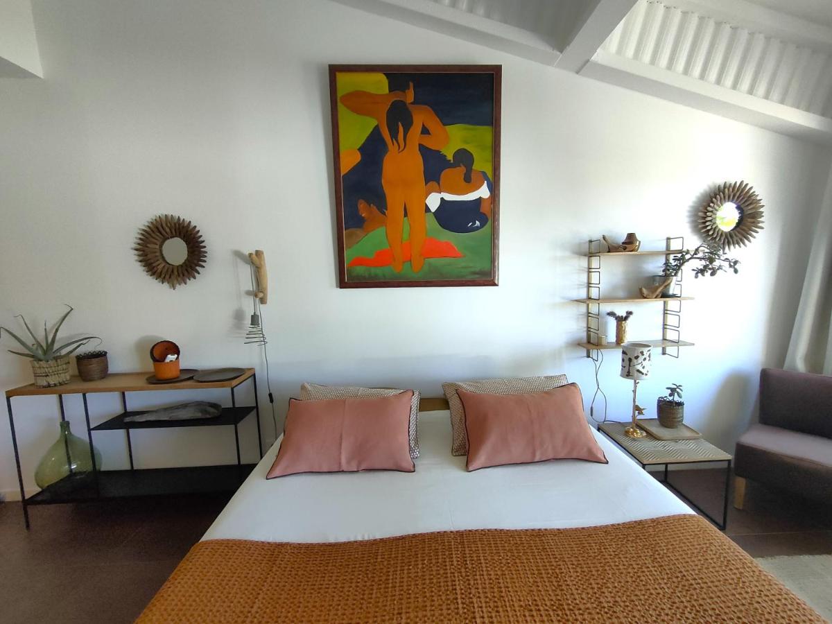 Chambre Double - Vue sur Piscine