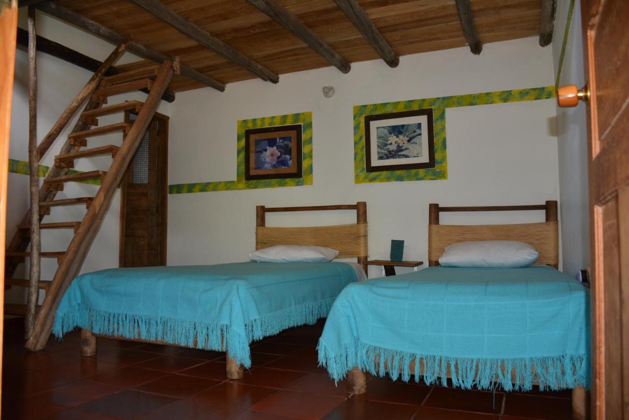 Chambre Familiale avec Salle de Bains Privative