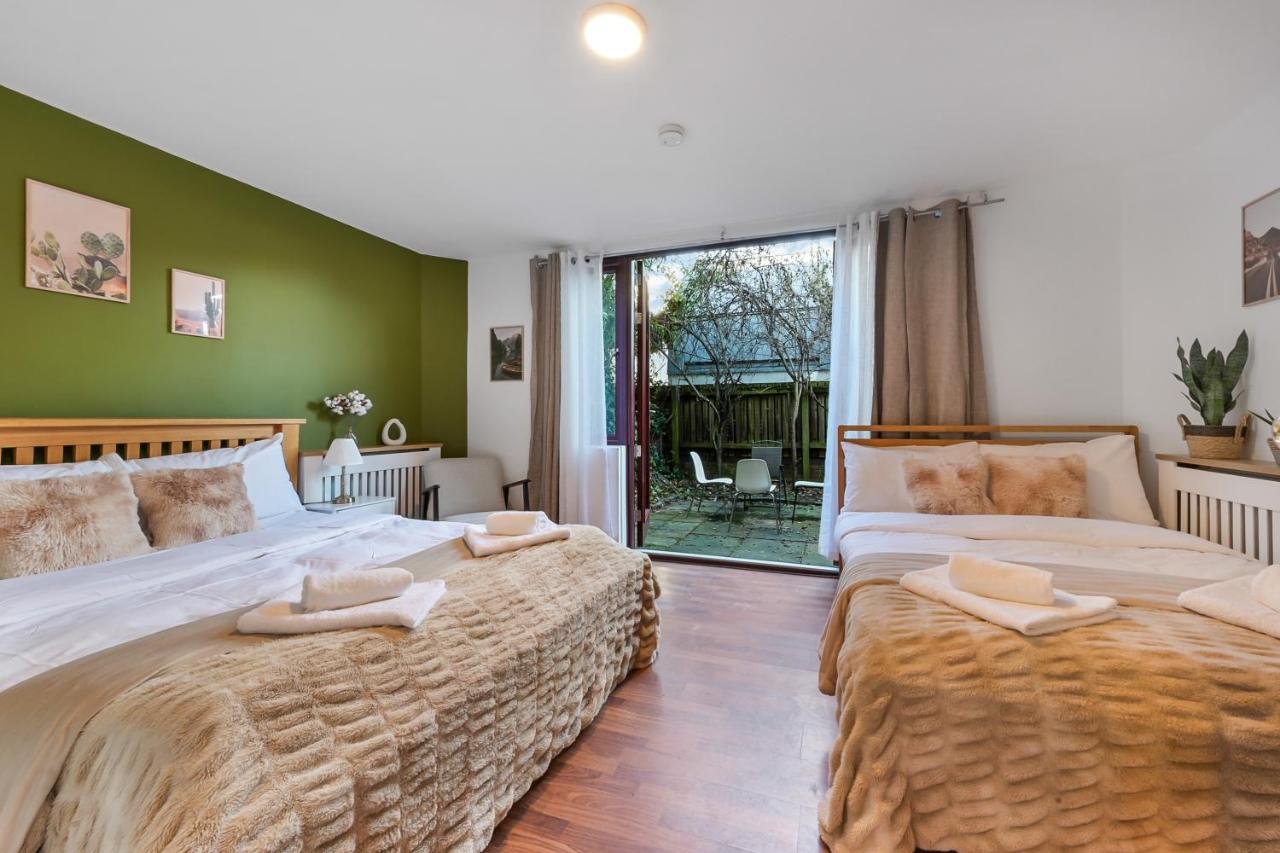Four-Bedroom Standard Apartment
