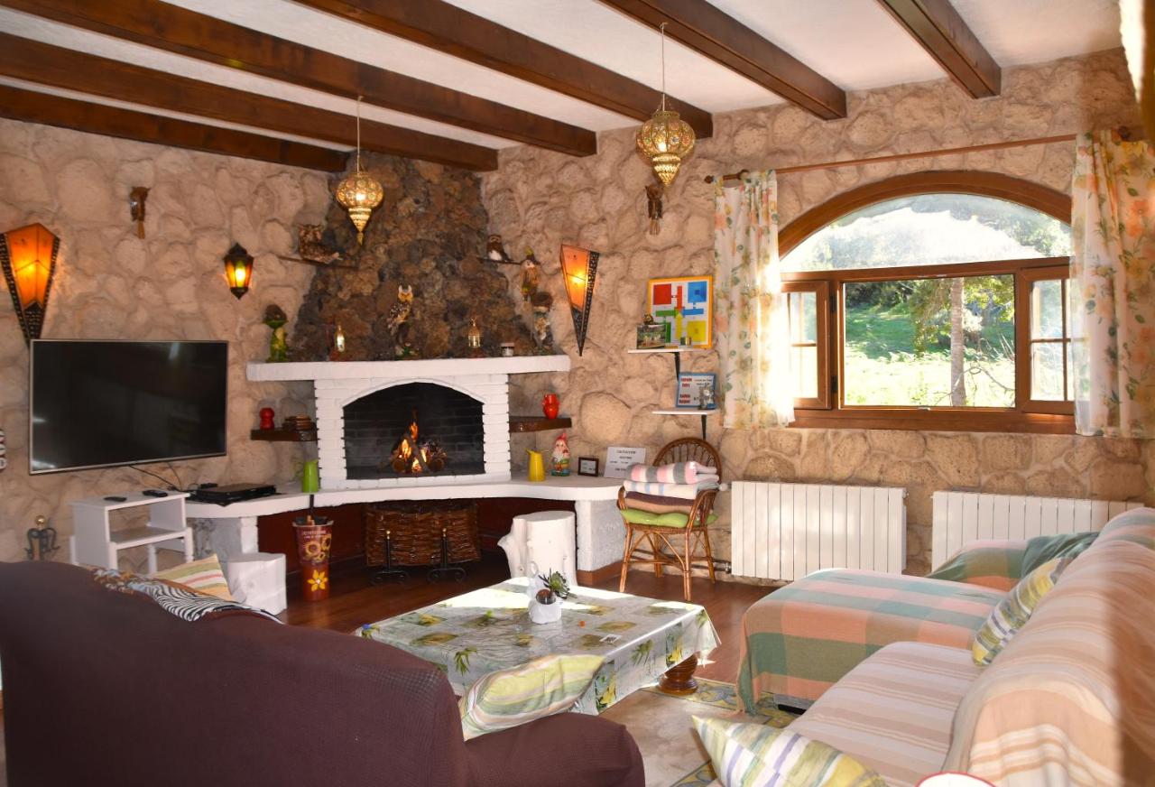 Two-Bedroom House with Barbecue