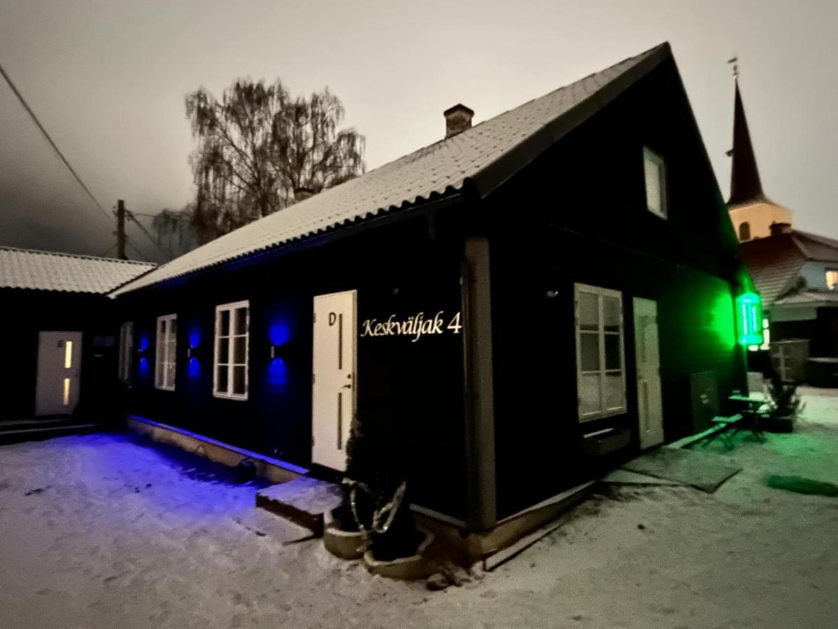 Renthouse Guest Apartment LOREEN - B&B
