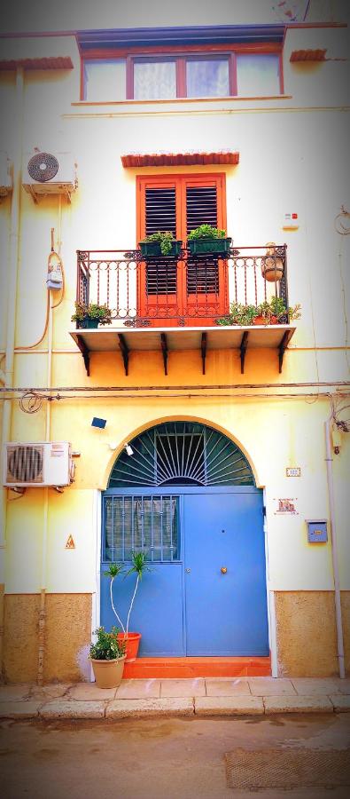 Apartment Principe di Palagonia - Ferienwohnung Palermo
