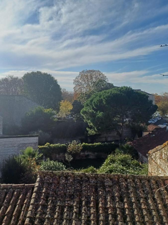 maison quartier préfecture 4 chambres 3 sdb wifi - B&B Agen