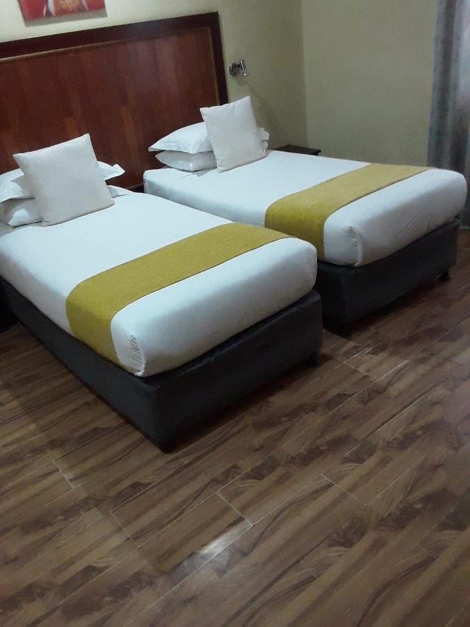 Double or Twin Room with Bathroom