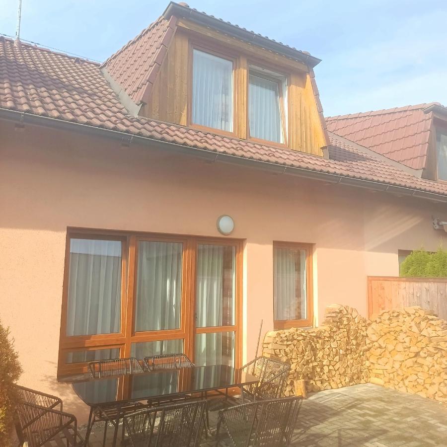 Frymburk Penzion u Dušků - B&B Frymburk