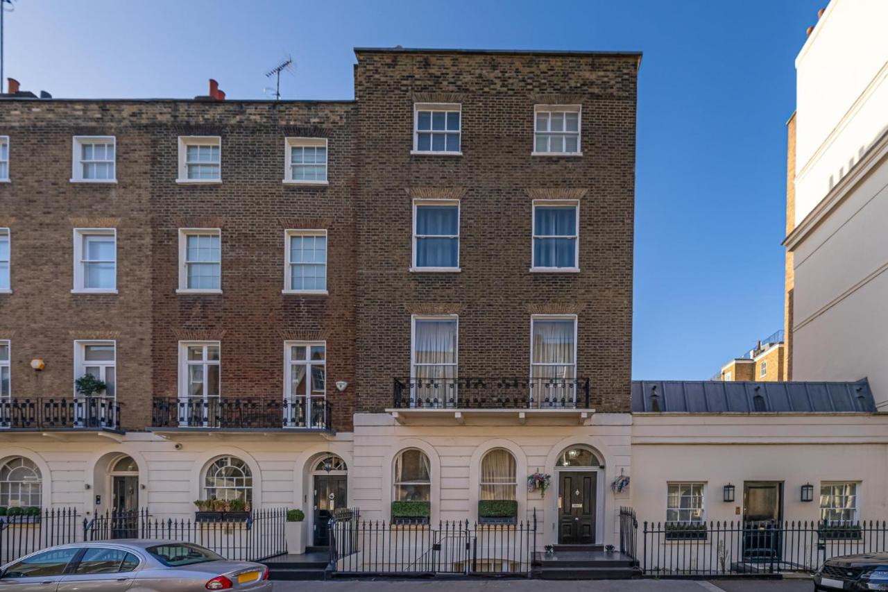 Two-Bedroom Deluxe Apartment