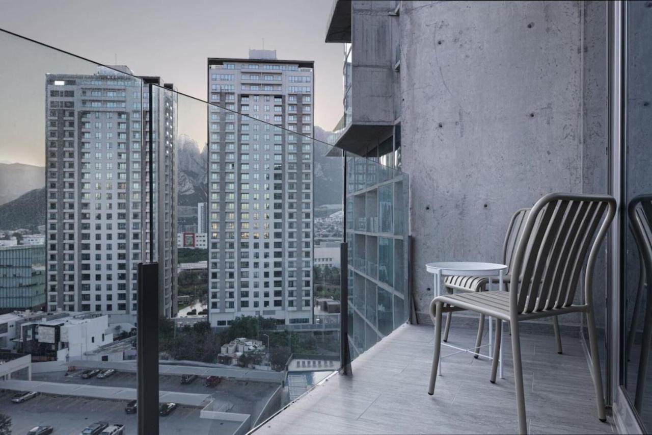 Modern Apartments with Pool and Mountain views - B&B Monterrey