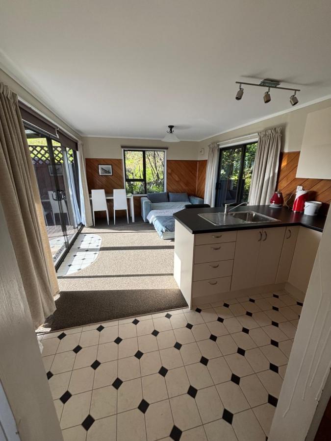 Ruakaka Retreat - B&B
