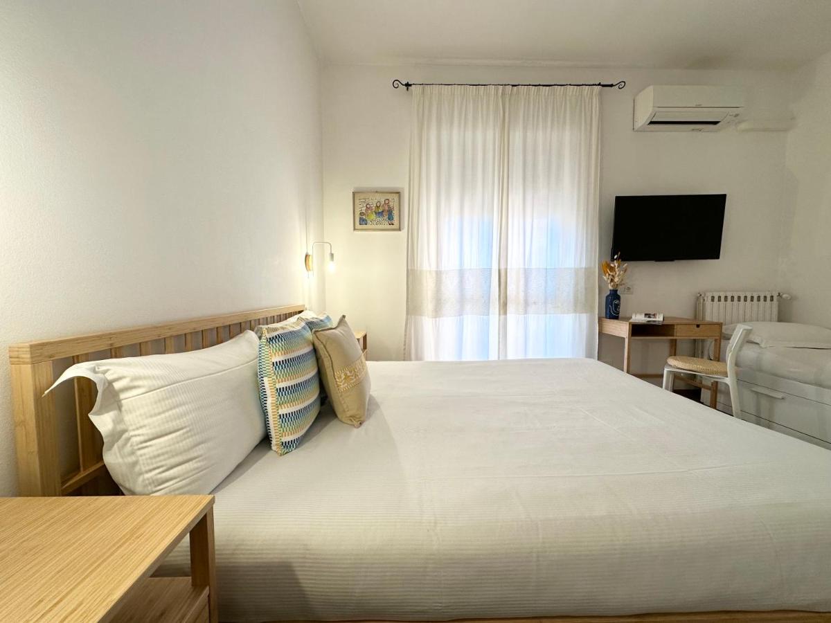 Camera Matrimoniale Deluxe con 1 Letto Supplementare