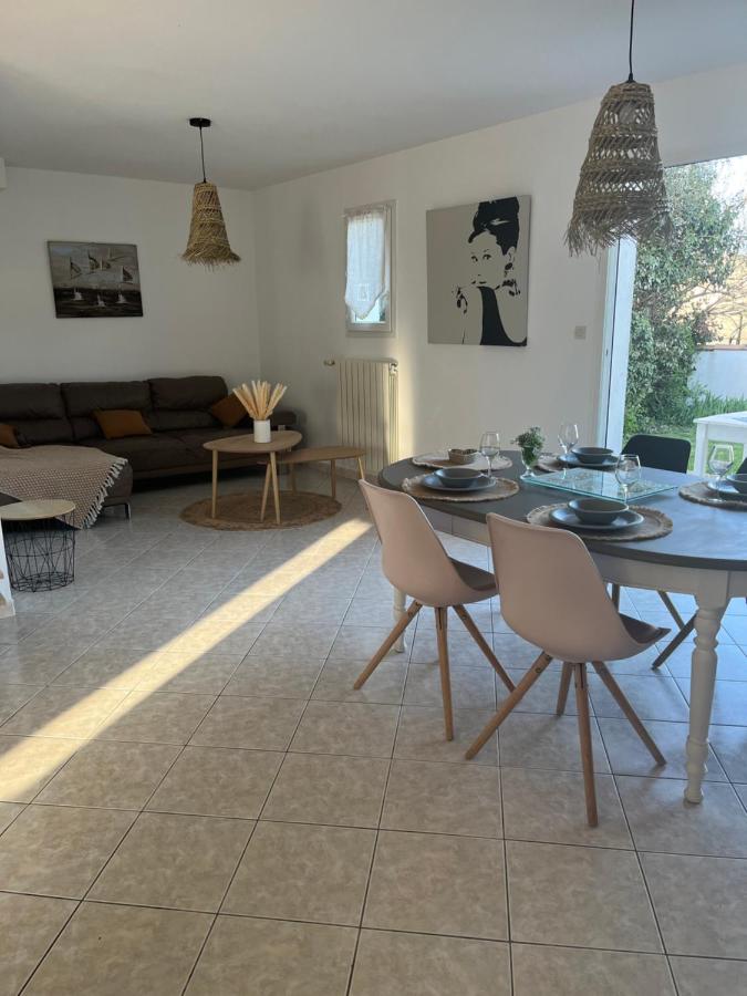 Maison BELMIRA - Ferienwohnung Périgny