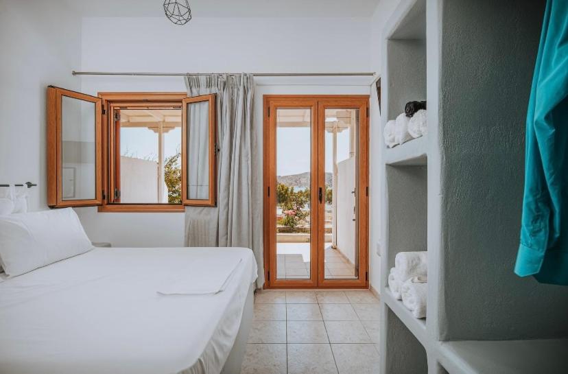 Theros - B&B Livadákia