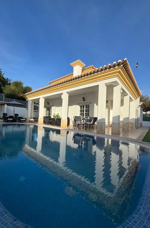 Villa Bonita Guesthouse Albufeira Old Town - B&B