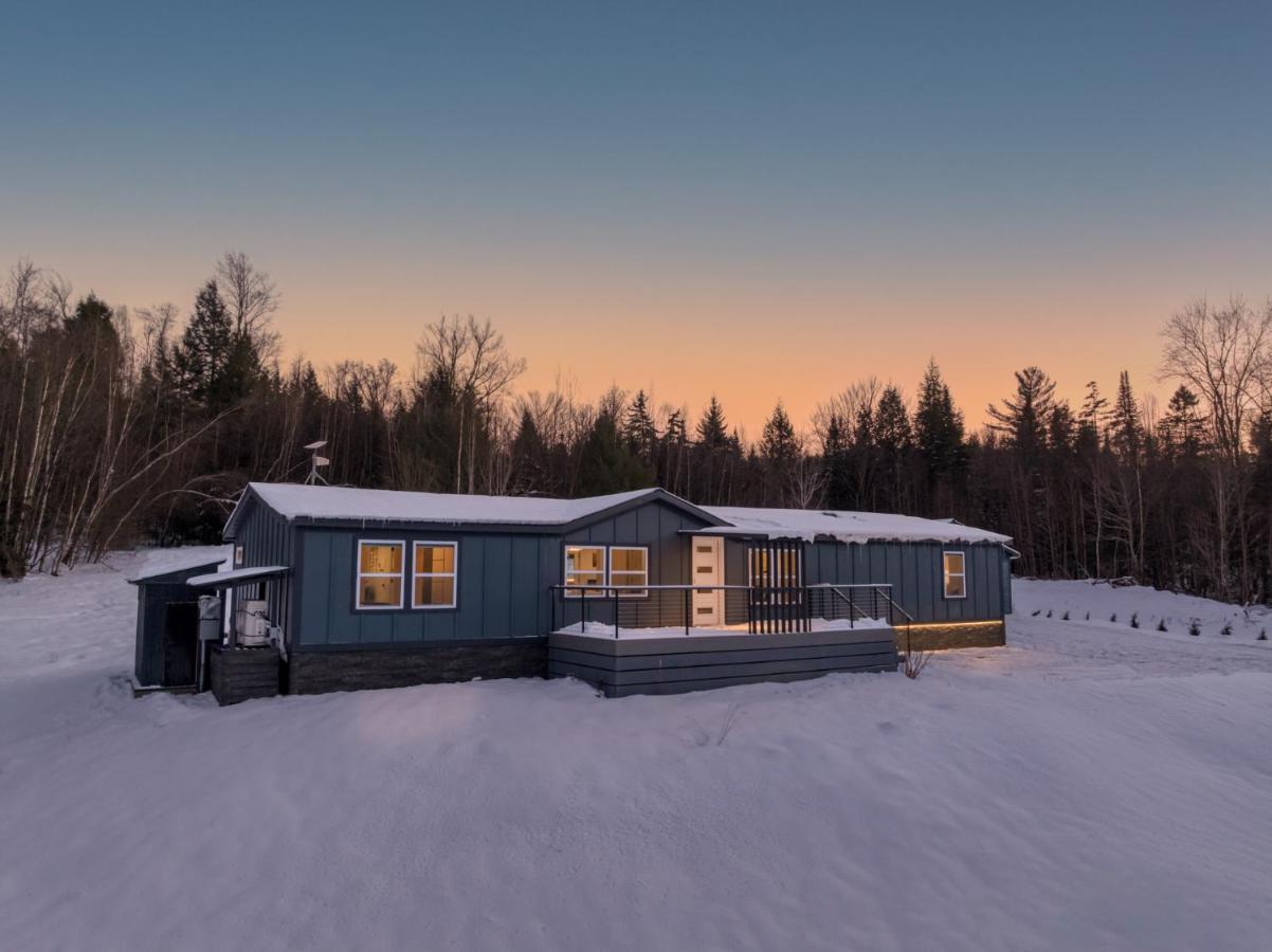 Modern Private Stay with Luxury Amenities - B&B