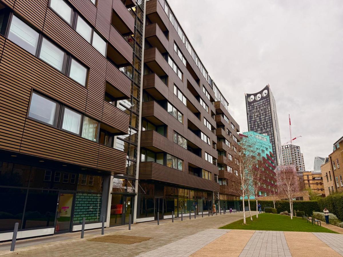 Modern 1 Bed Flat in Central London 7 Mins Walk to Elephant and Castle Tube Station - Chambres d'hôtes Londres