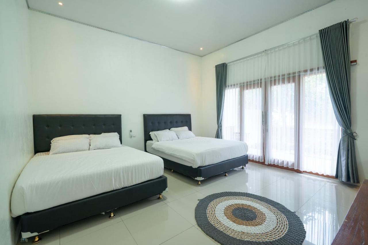 Queen Room with Two Queen Beds