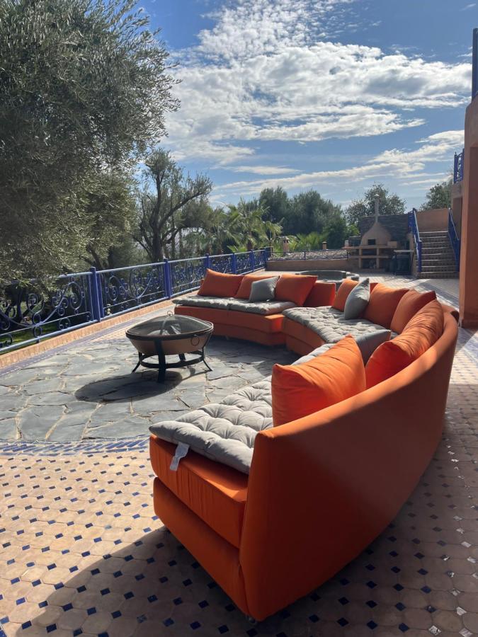 Magnifique logement Bord du Lac piscine privée - B&B
