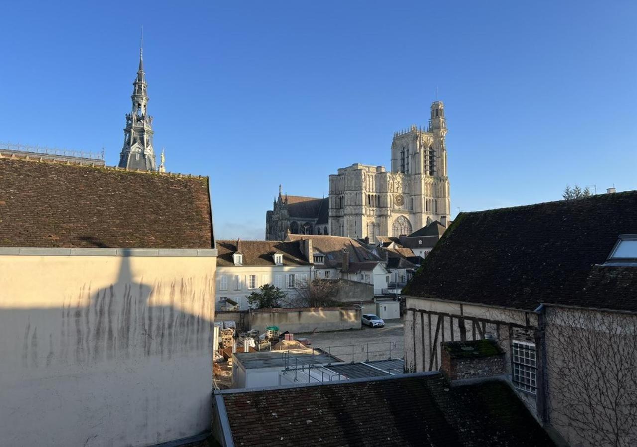 L armurerie - Appartement centre ville de Sens - B&B