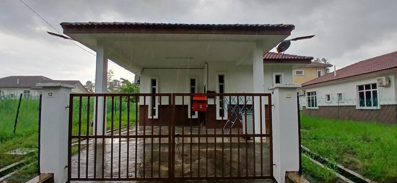 Humaira Homestay - B&B