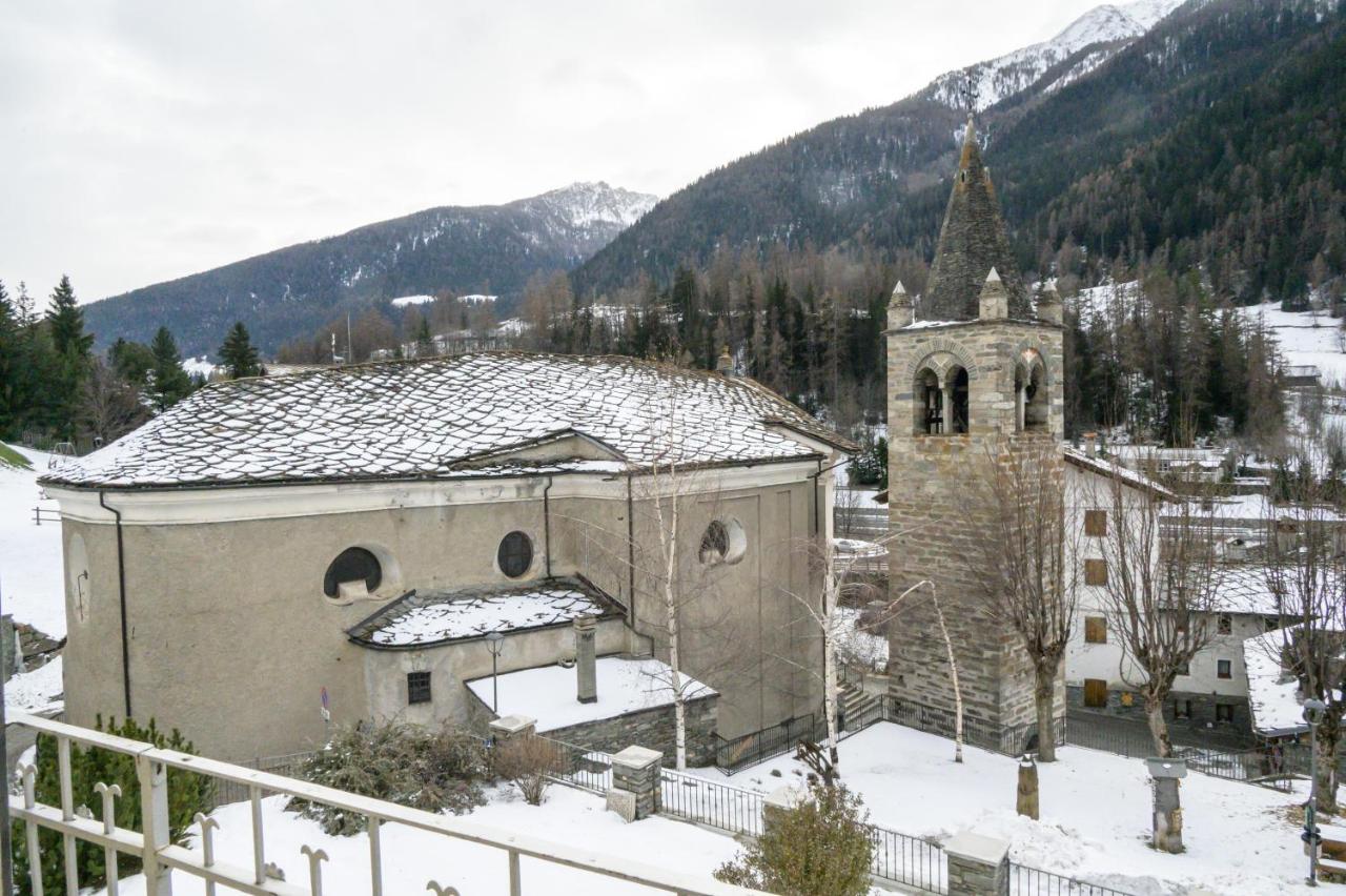 "Vue Du Clocher" - Etroubles Boutique Apartment - B&B