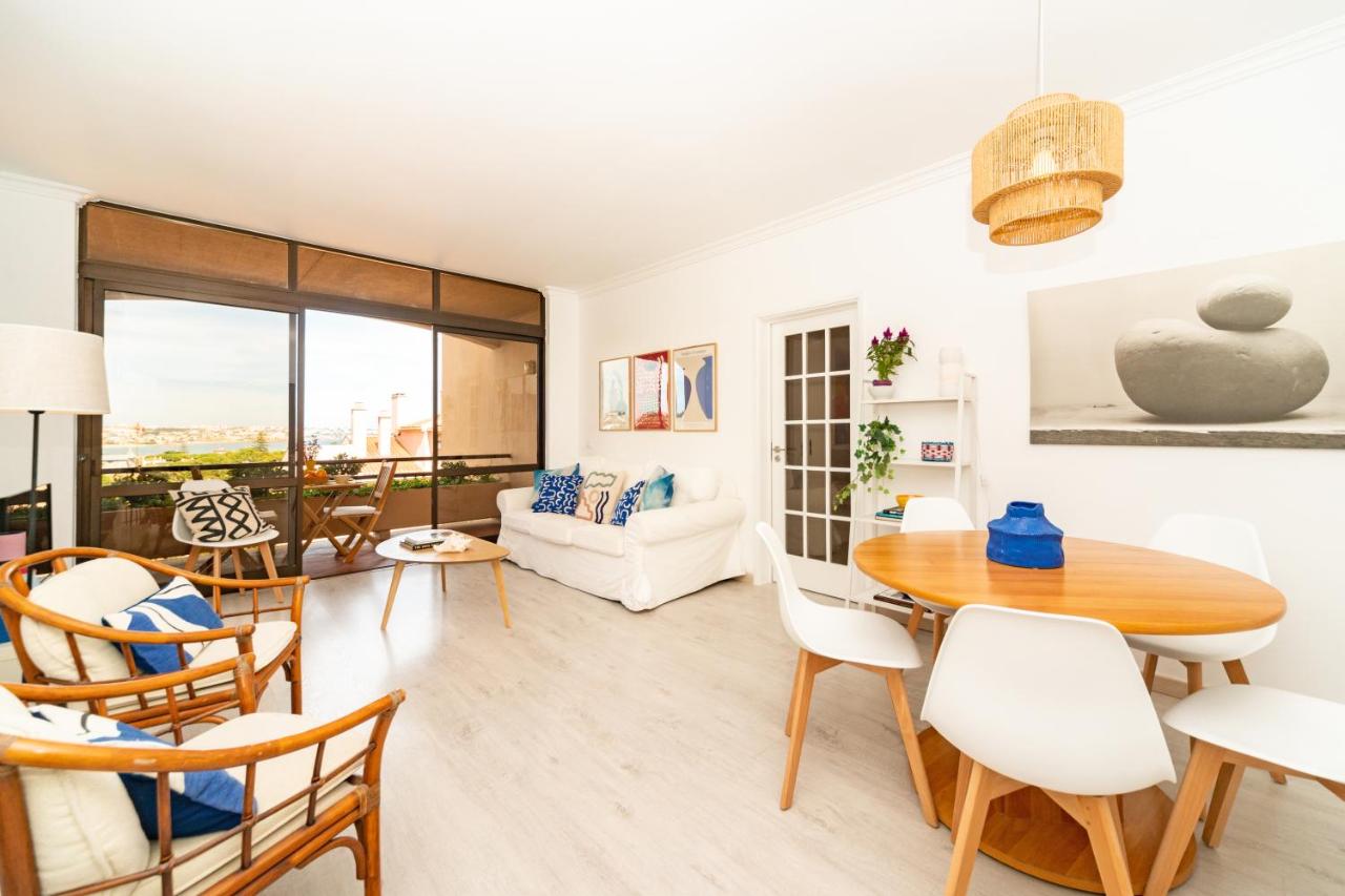 Cascais Baywiew 2bedroom Apartment - B&B Cascais