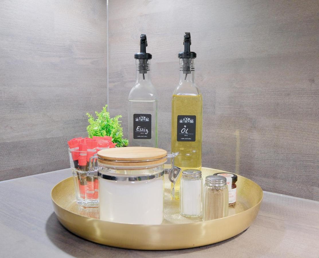 Fine Living - Zentral, barrierefrei mit Terrasse & 24h Parkhaus in Nähe - Chambres d'hôtes Peine