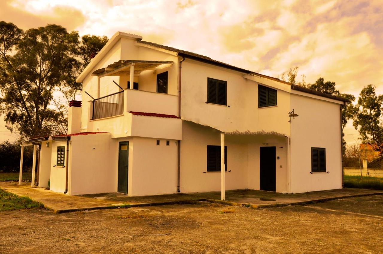 Basilicata Host to Host - Rainbow Houses - B&B