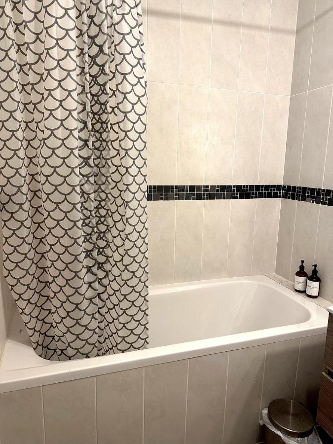 Charming and Cosy Place 2 rooms 3 beds - Chambres d’hôtes Thionville