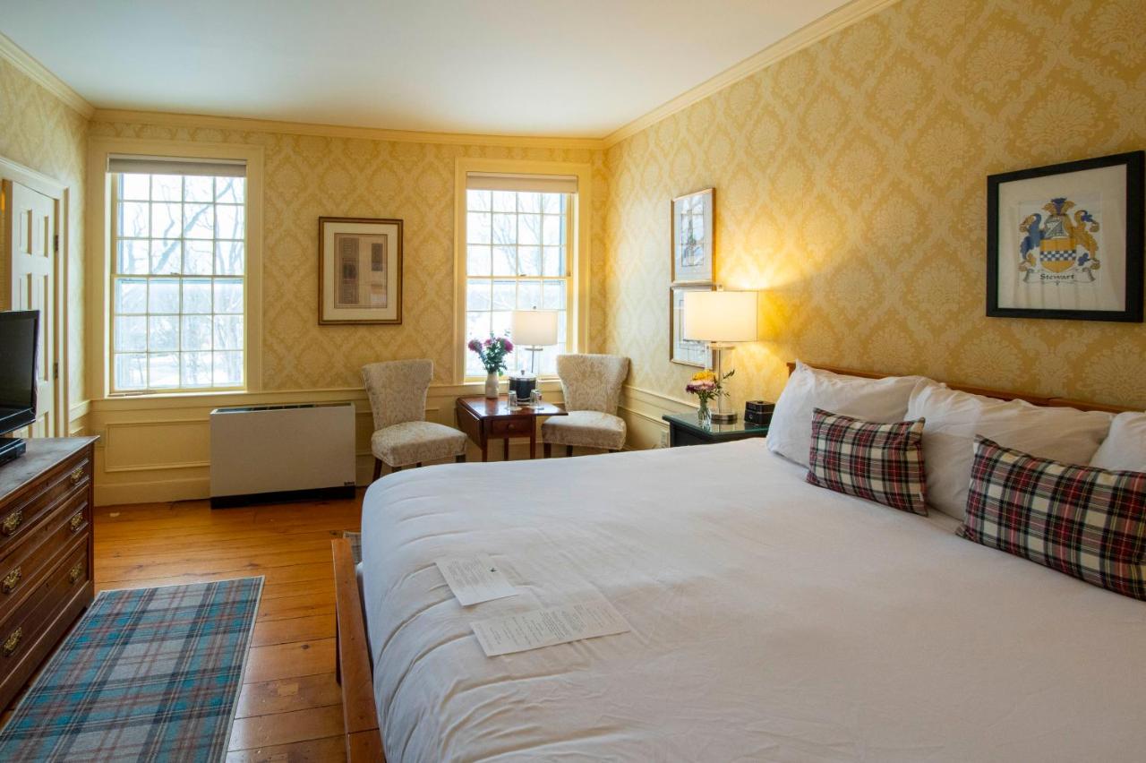 Twin Room or King Room with Stall Shower