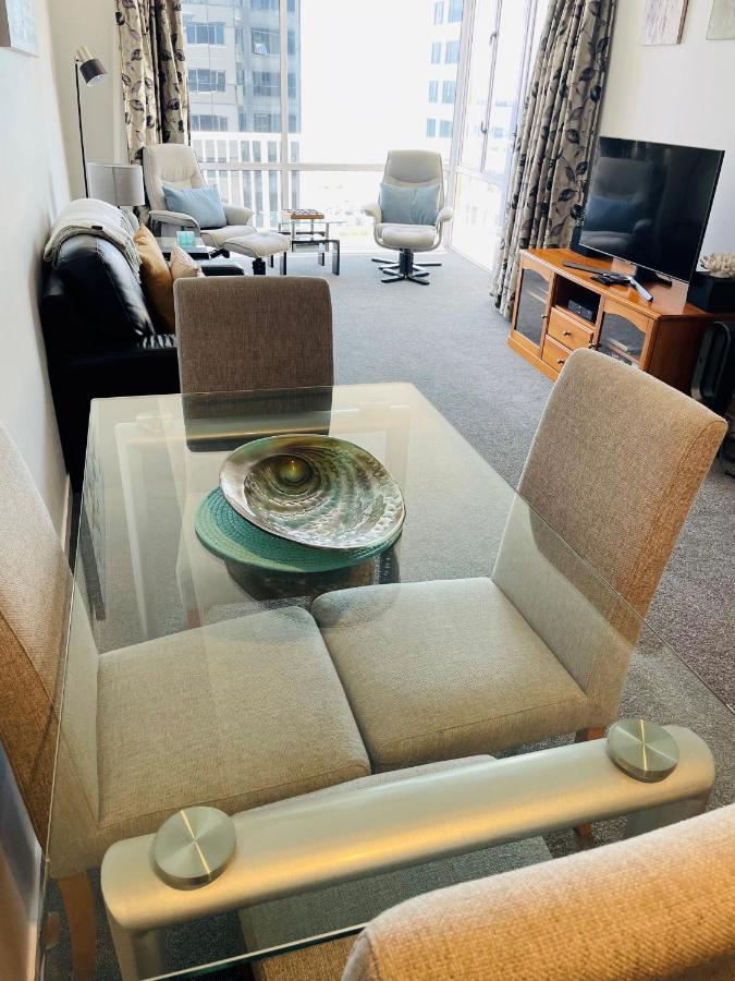 One-Bedroom Apartment with Balcony and Sea View