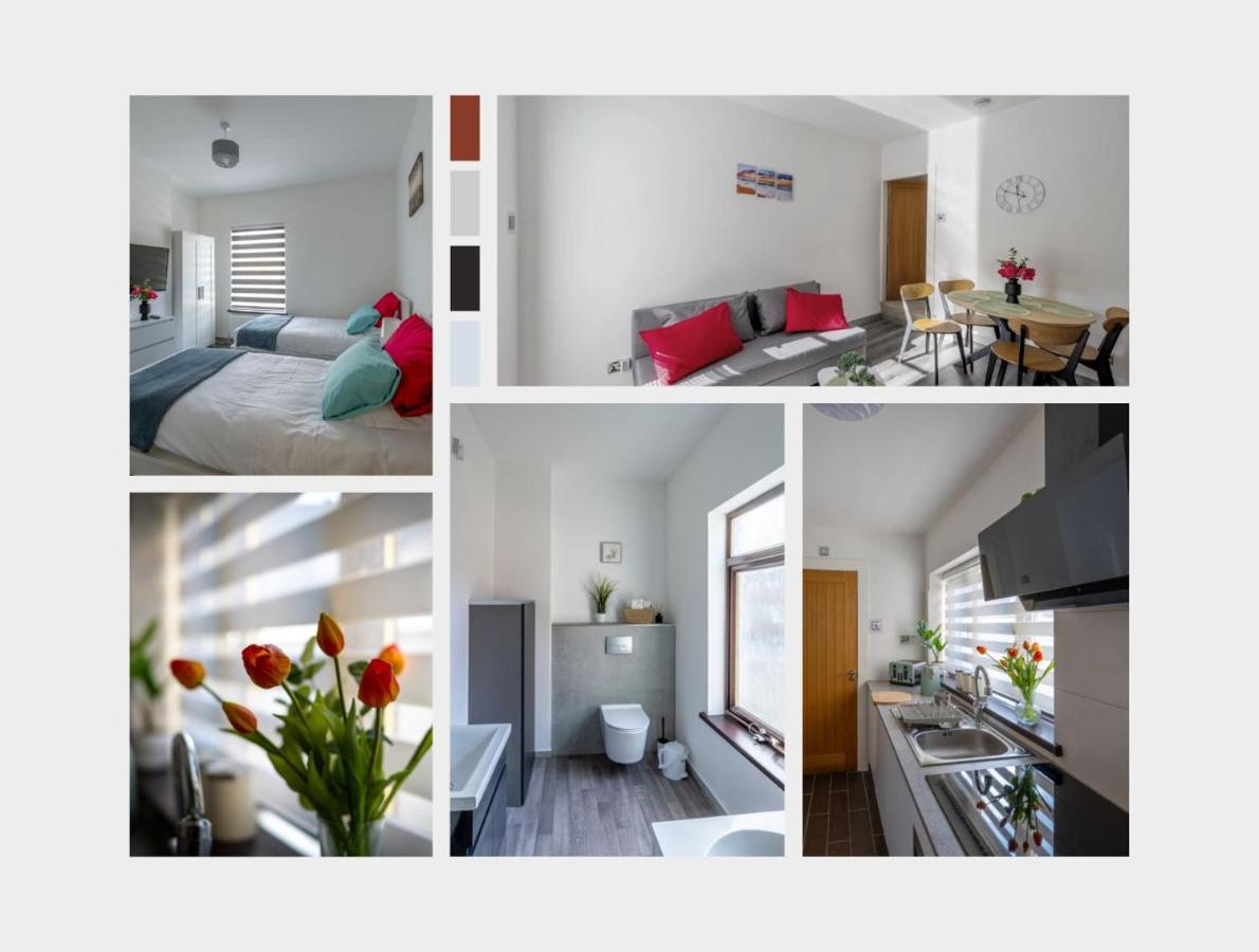 A50 Apartments Stoke - 3 Bedrooms - 3 Bathrooms incl 2 ensuites house - Ferienwohnung