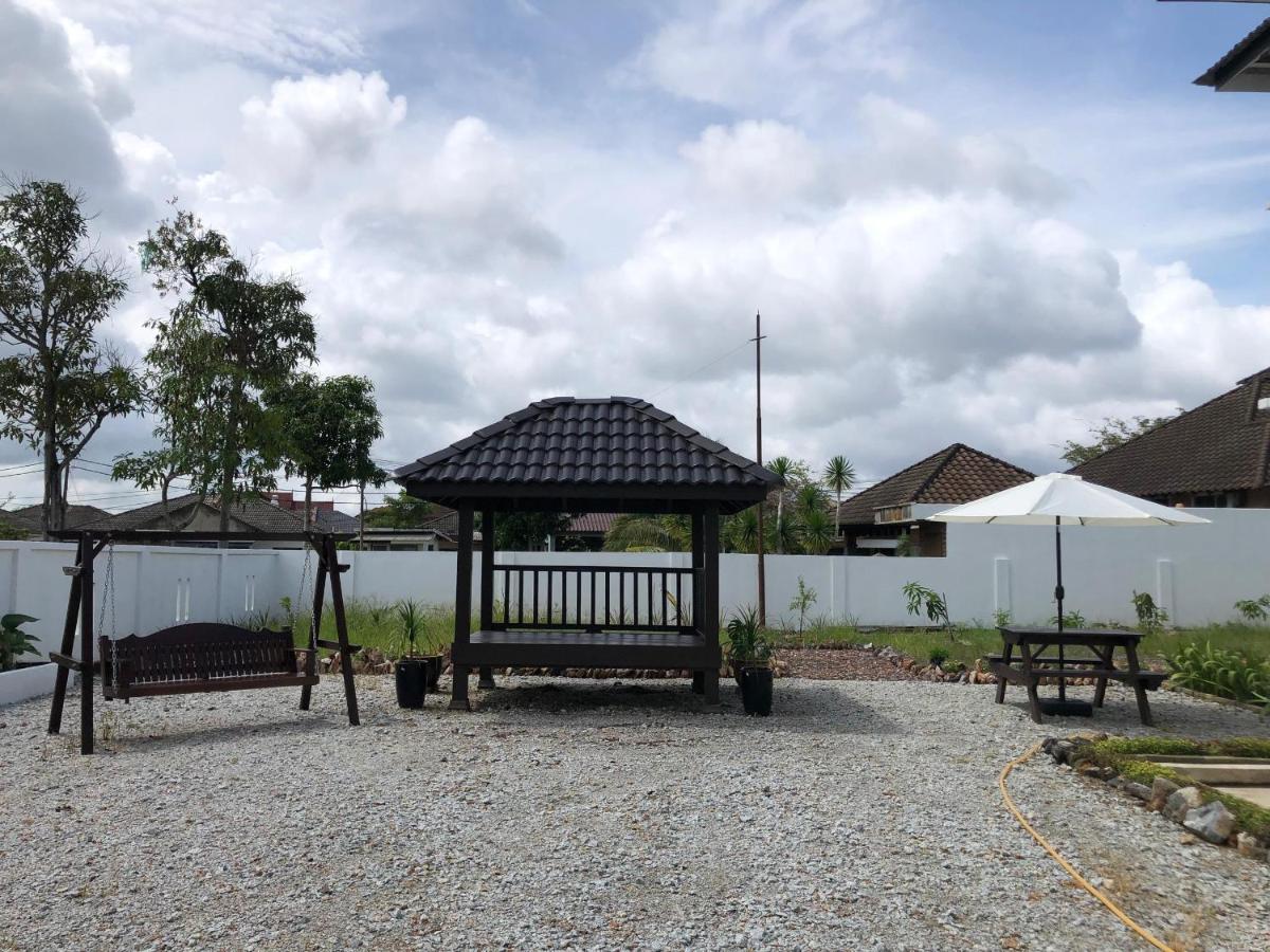 Anjung Villa - Ferienwohnung