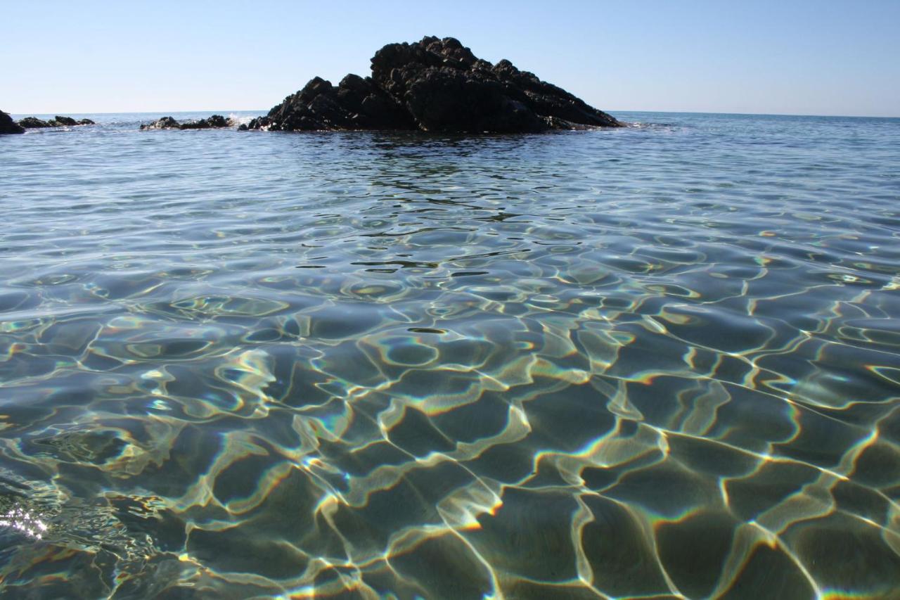 a vacation that becomes a dream - B&B Marina di Arbus