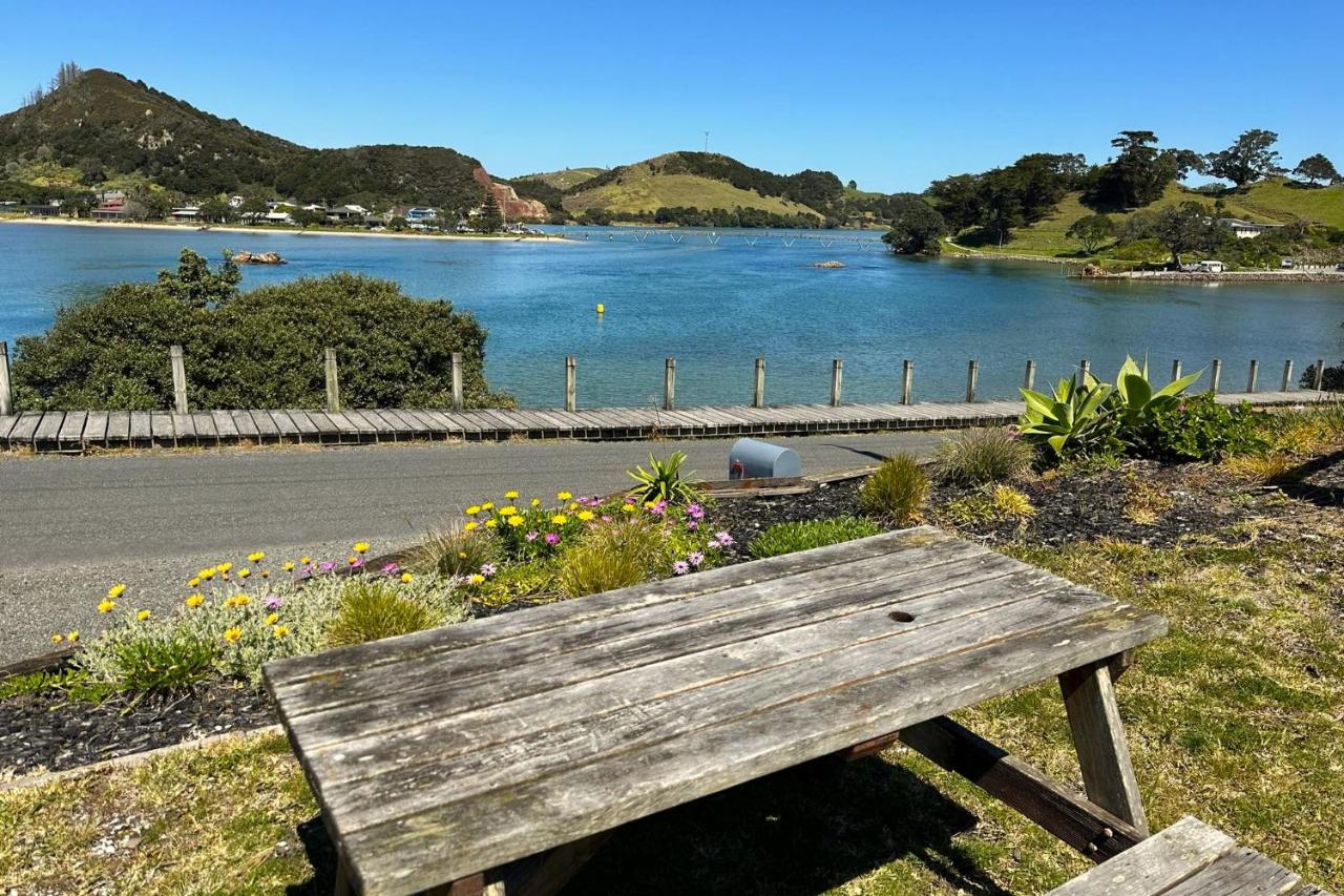 Pataua North By the Beach - B&B