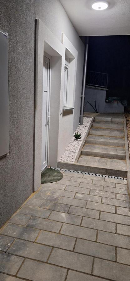 Stan Banja Luka Paprikovac - B&B Bania Luka