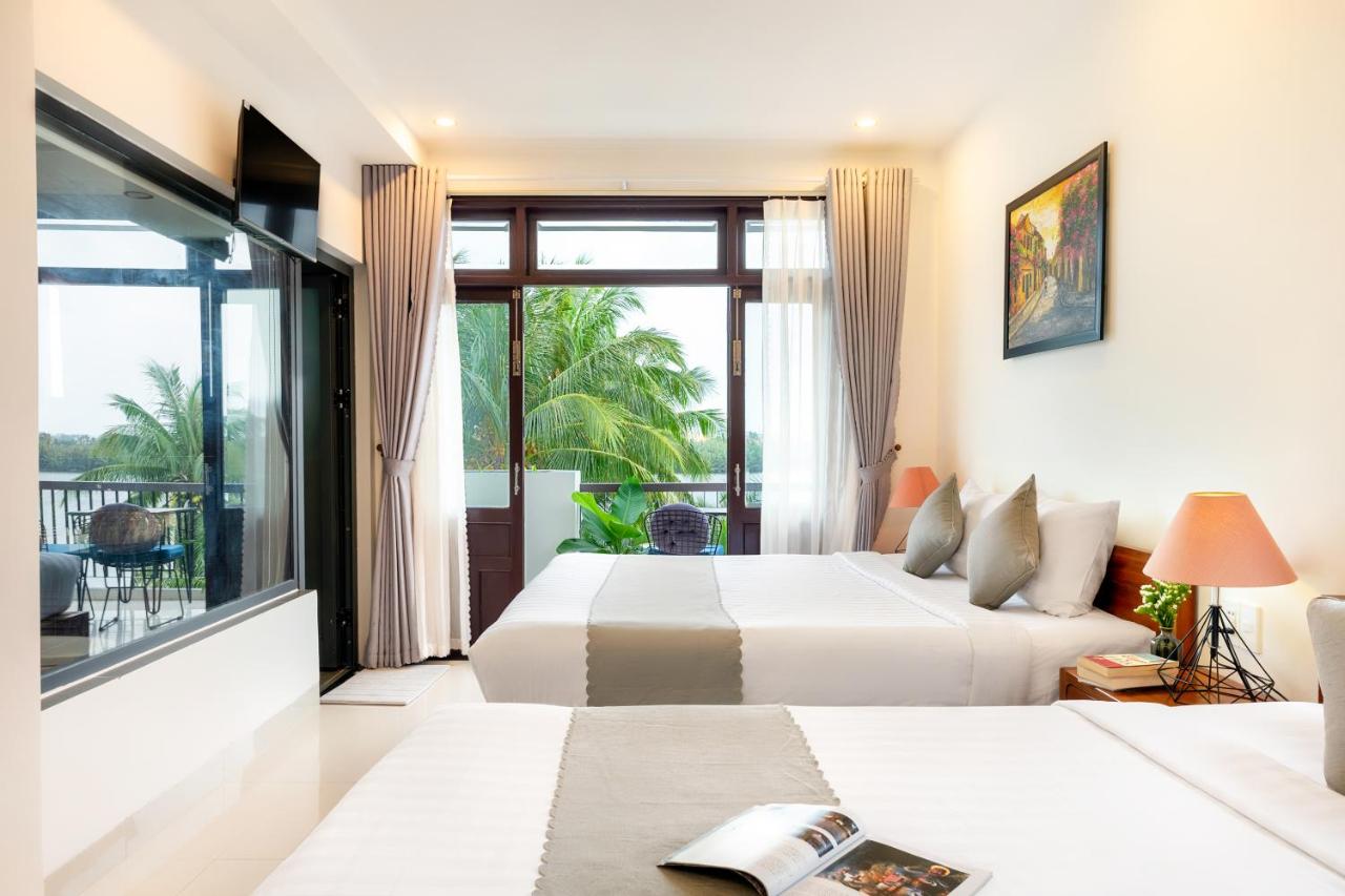 Triple Room with Lake View