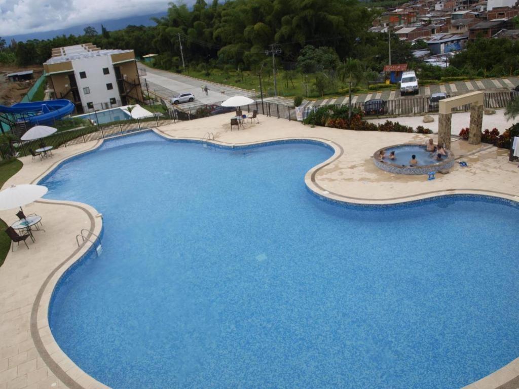 Apartamento eje cafetero Parque del cafe - B&B La Tebaida