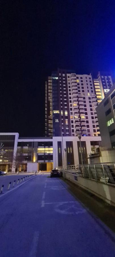 Diamond Residences - Cozy Luxury & Minimalist Charm - B&B Skopje