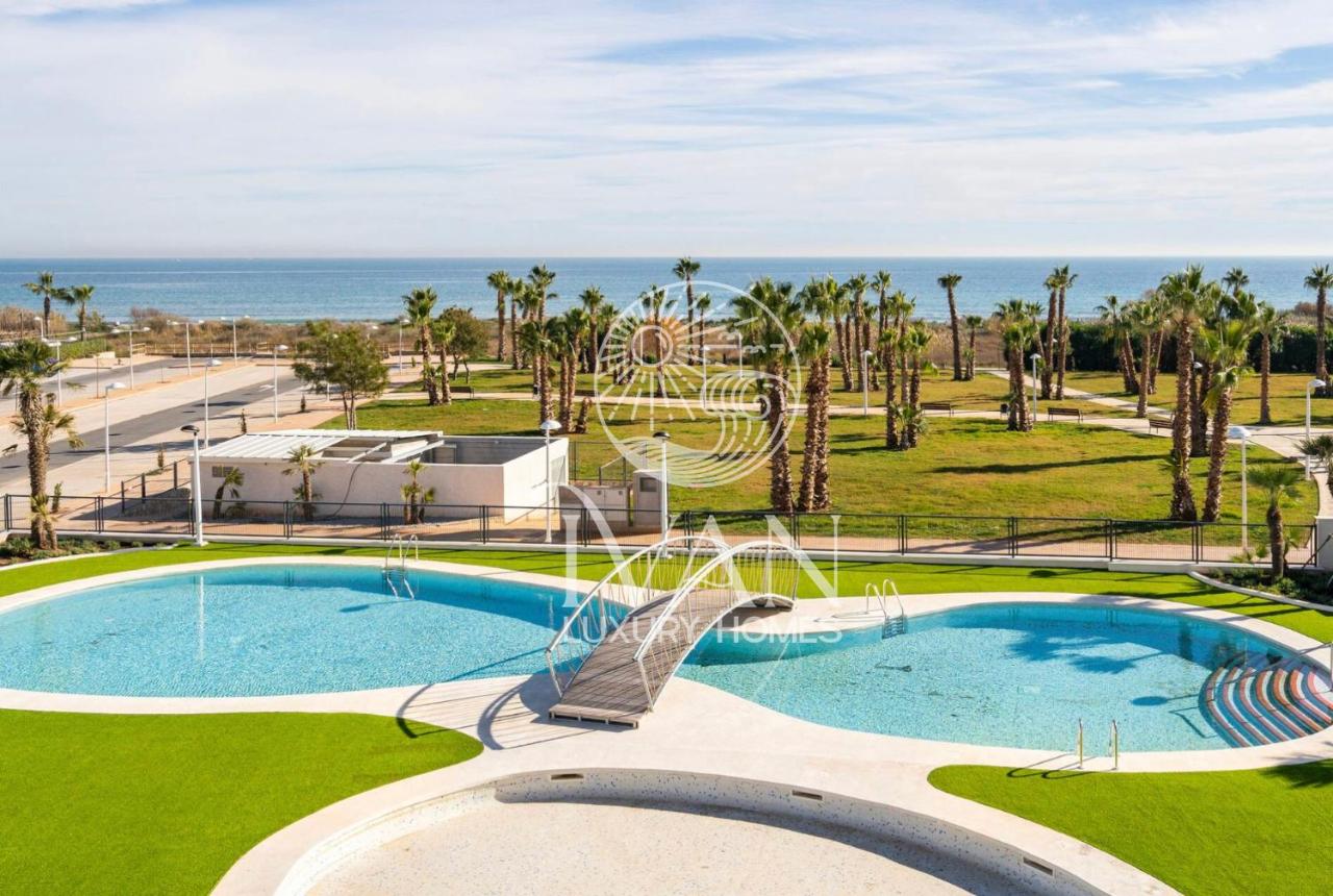 Casa Mediterranea Ivan Luxury Homes 7ªPlta Norte 1ªLinea - B&B