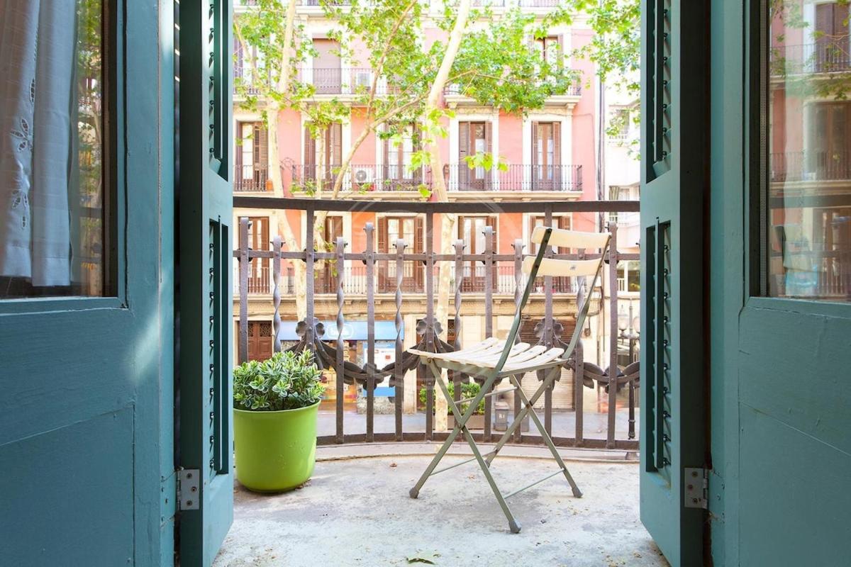 Bonito apartamento en La Rambla del Poblenou - B&B Barcellona