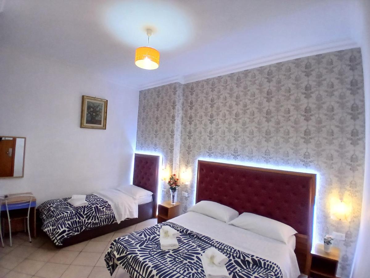 Camera Tripla con Bagno