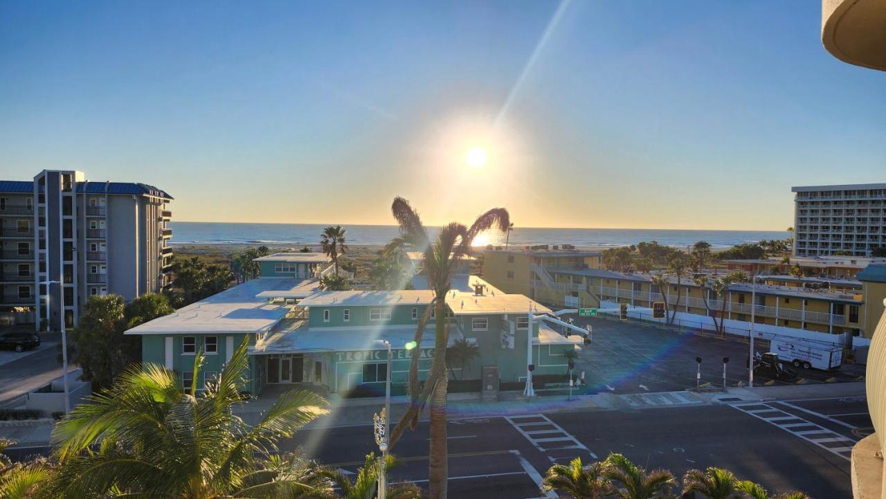 Seaside Elegance at Crystal Palms - B&B