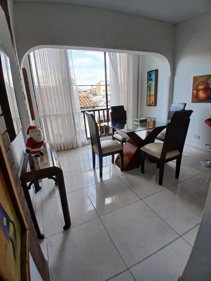 Hermoso apartamento recien remodelado en el centro de Palmira apto 1 - B&B