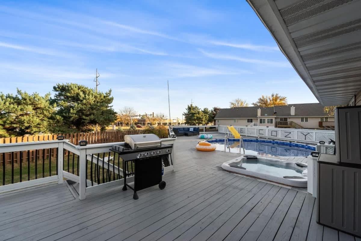 Dreamy Peaceful Retreat - Spa - B&B Ankeny