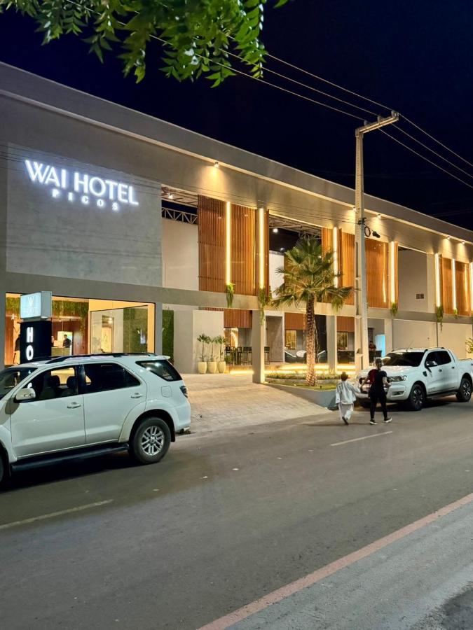 Pet Friendly Wai Hotel Picos